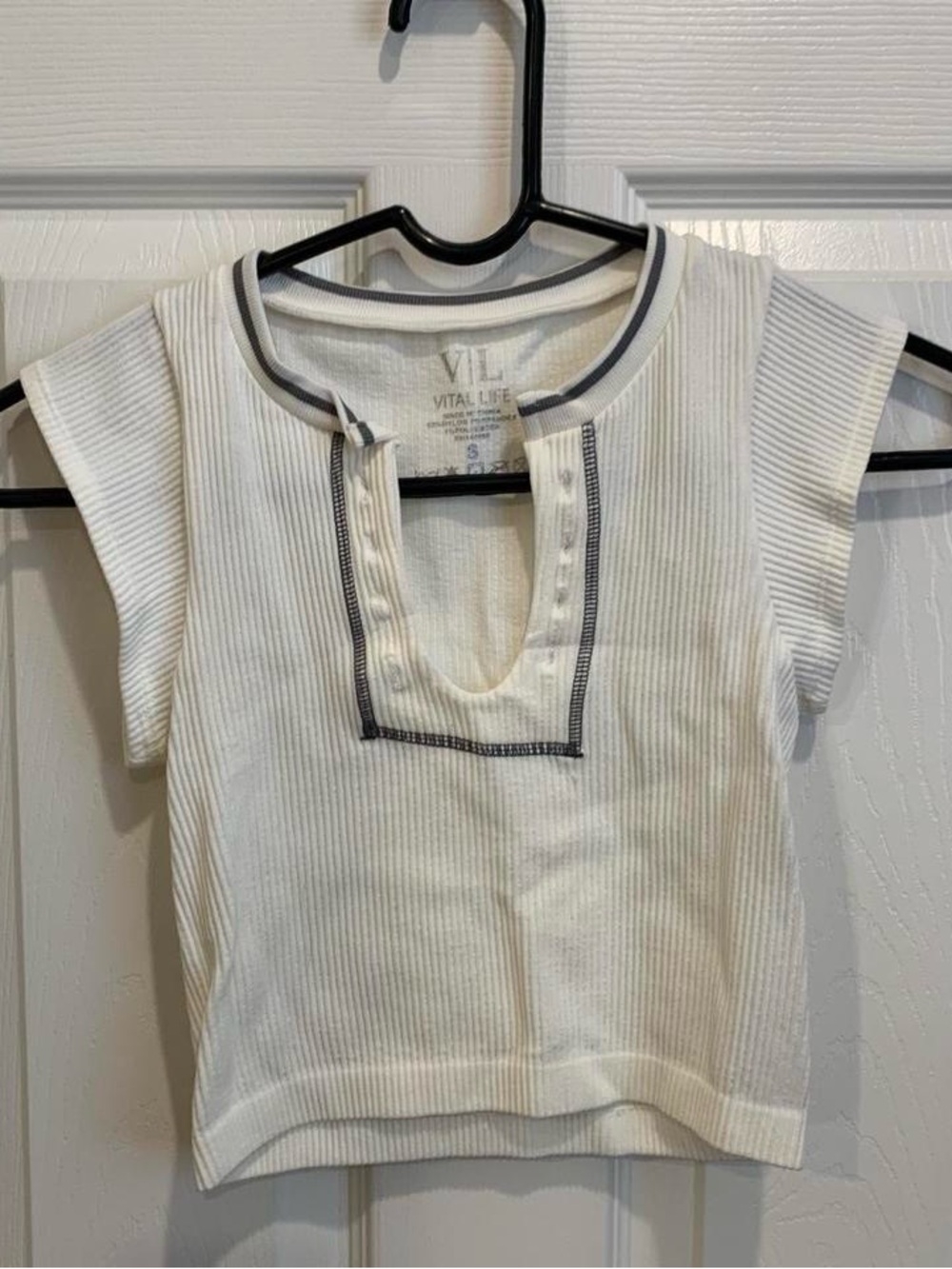 White Ribbed Short Sleeve Scoop Neck Top